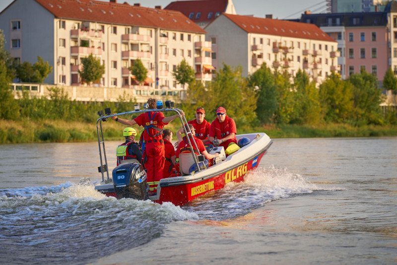 Symbolbild - DLRG Magdeburg im Einsatz